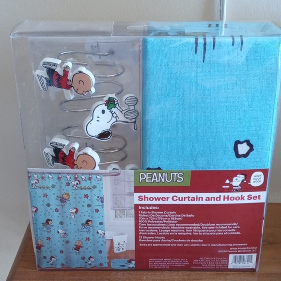 Peanuts Bath Snoopy Bathroom Set Poshmark